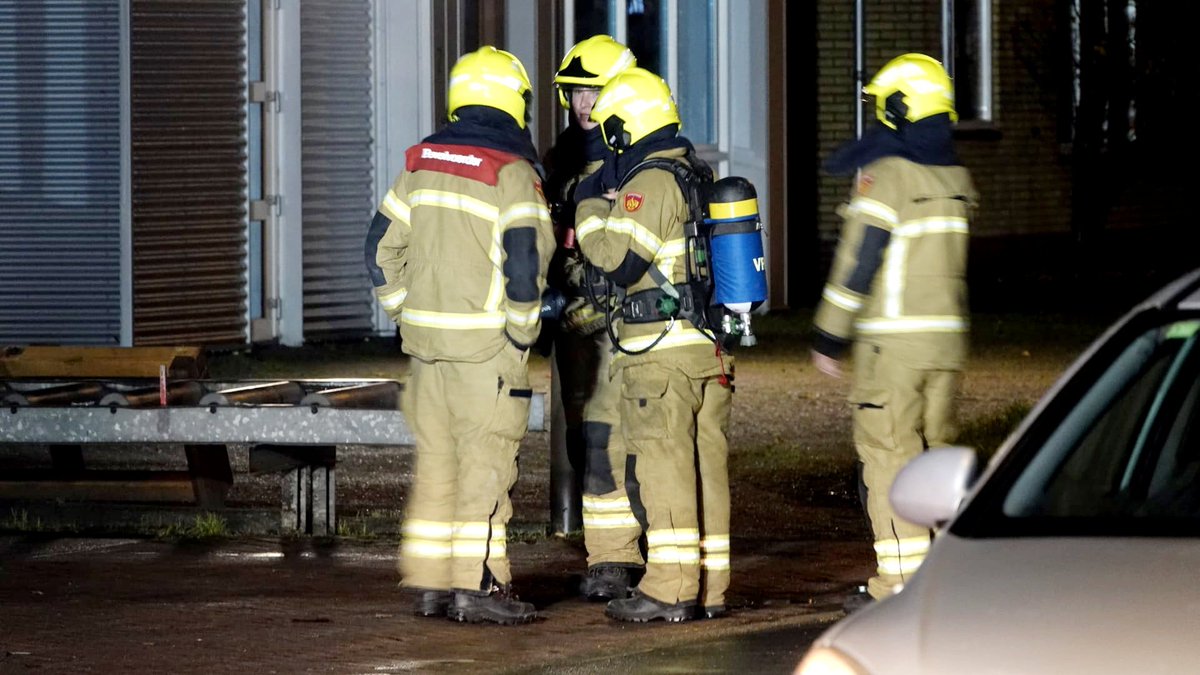 GLOCALmedia112's tweet image. HEERHUGOWAARD - Zuurstoftank van 300 liter spuit zaterdagavond leeg nadat slang afbreekt, straat afgezet, brandweer neemt serieus actie... 
Link in een reactie 👇 

#glocalmedia #prio1 #alkmaar