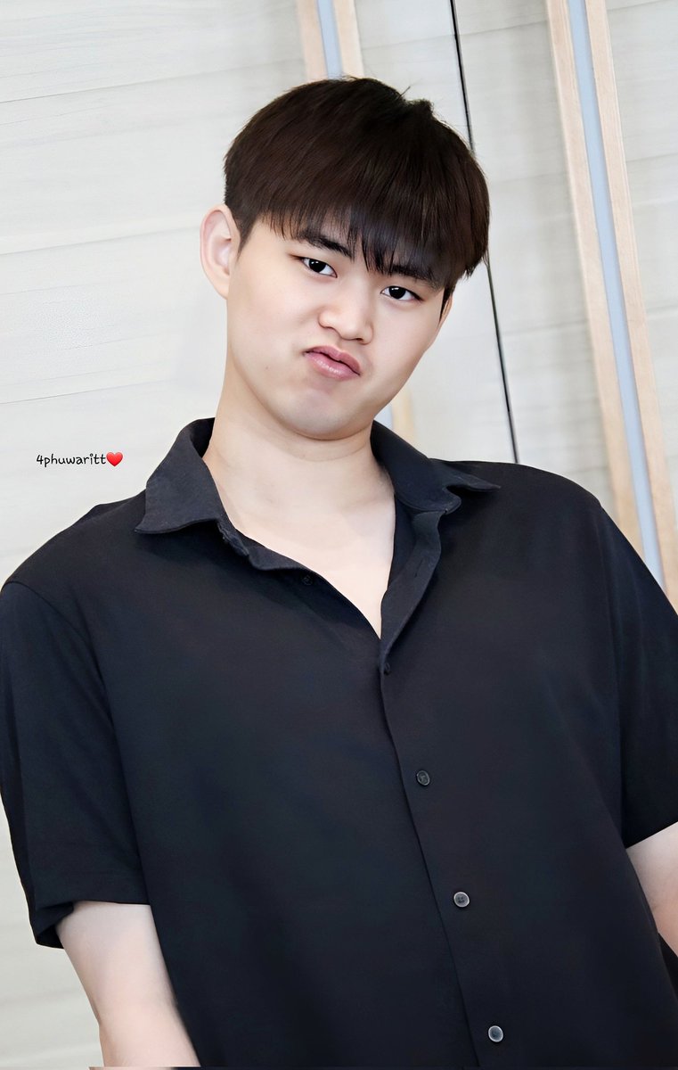 นี่แหละภูวริทธิ์ตัวจริง😁

#phuwaritt
#ลักยิ้มของภู
#4phuwarittPixx