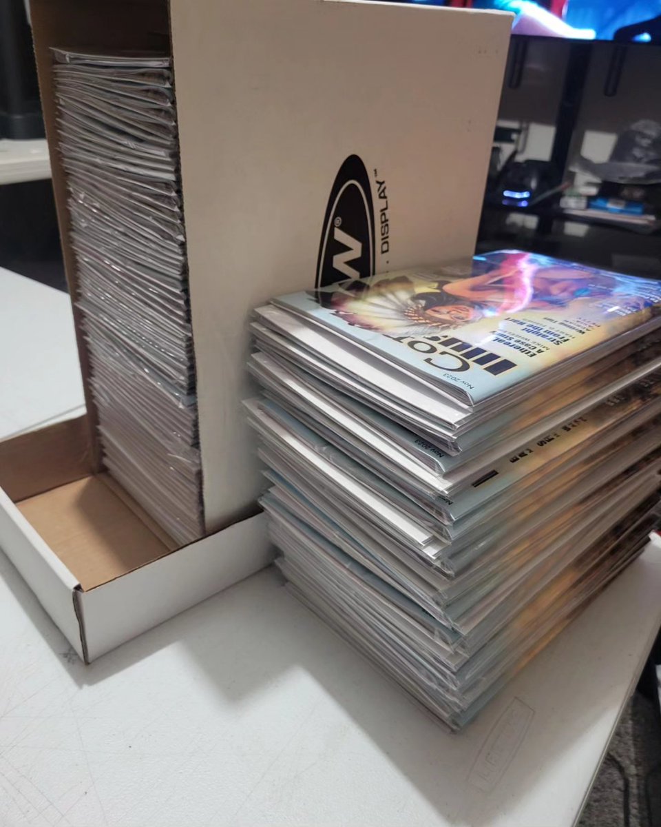 CIllustratedMag's tweet image. Physical orders for November have been shipped out! Expect yours to be scanned into tracking soon!!!

You can still purchase a November copy on the website:

Comicsillustrated.com

#comicsillustrated