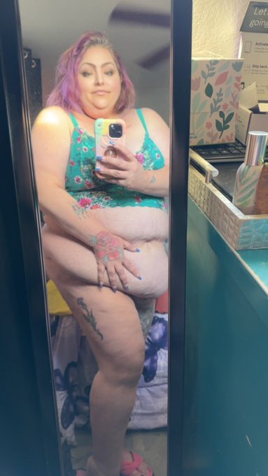 Fluffy ☁️ wanna grab ahold! https://t.co/lu7nG3BVK1