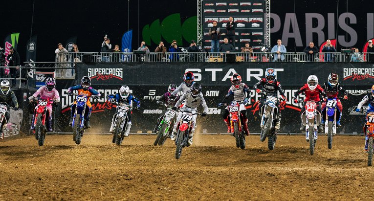ffmoto's tweet photo. #SXTour - Championnat de France #Supercross 2023
SX de Paris-92 (6/7) : #MaximeDesprey bousculé, #CalvinFonvieille gagnant !
➡️https://t.co/czyCX7BzvE
#ffmoto https://t.co/7Uu9KARklE