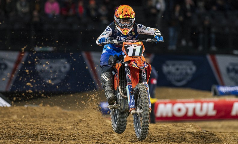 ffmoto's tweet photo. #SXTour - Championnat de France #Supercross 2023
SX de Paris-92 (6/7) : #MaximeDesprey bousculé, #CalvinFonvieille gagnant !
➡️https://t.co/czyCX7BzvE
#ffmoto https://t.co/7Uu9KARklE
