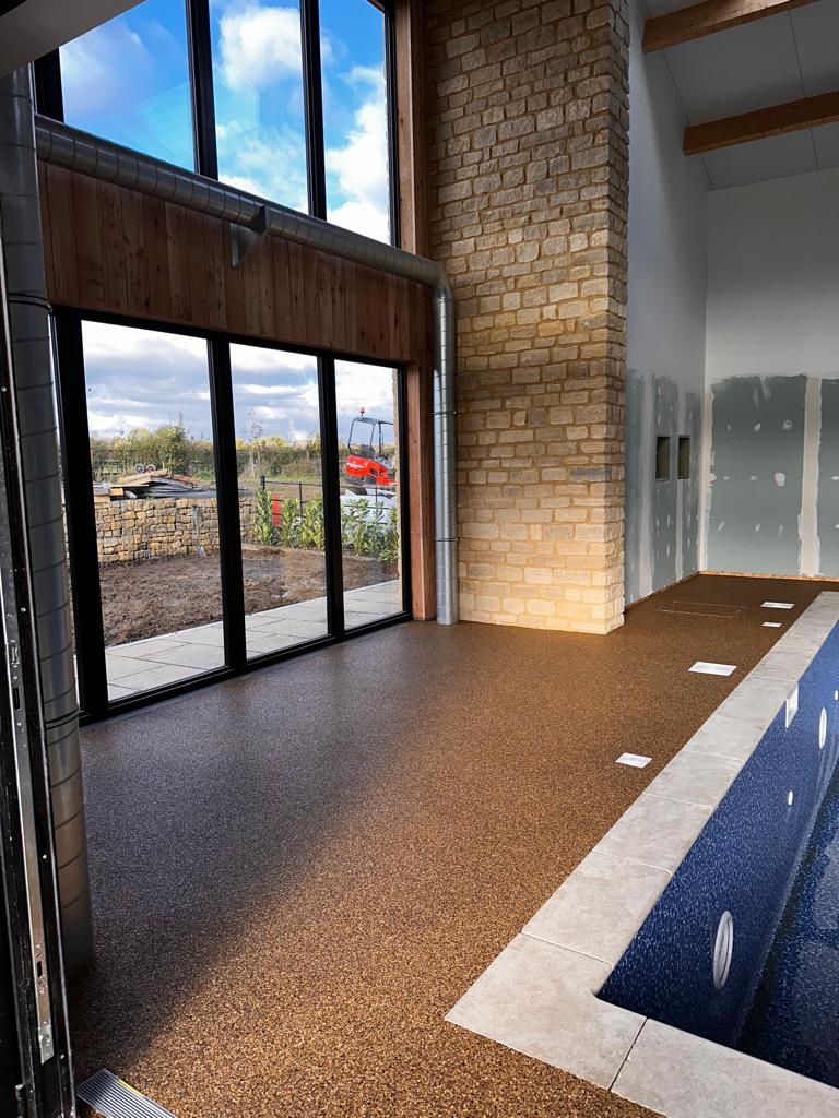 MAGAMemescoin's tweet image. Do you have a project that has been on your mind all summer? Winter has come around and you've decided now is the right time to get that project underway. From pool surrounds, pathways, patios, garages, and driveways we can resurface it all.

#Resinbound #Winterproject #Oltco