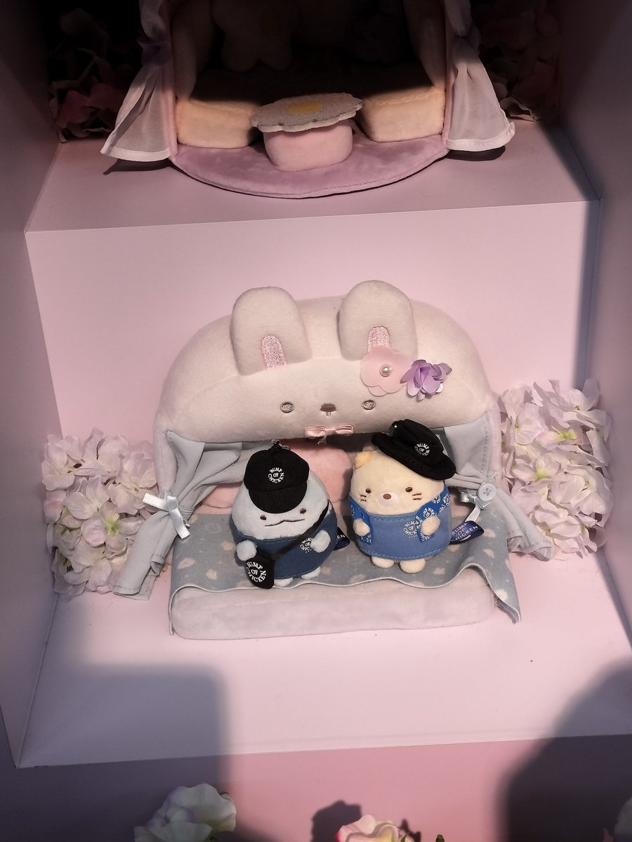 HTSESE58's tweet photo. サッポロファクトリーで開催している、すみっコぐらし展に行ってきました！

BUMPコラボのすみっコぐらしマスコットキーホルダー大活躍です！

Part2

#すみコレコンテスト北海道
#すみっこ表彰式 https://t.co/VUenefQwOV