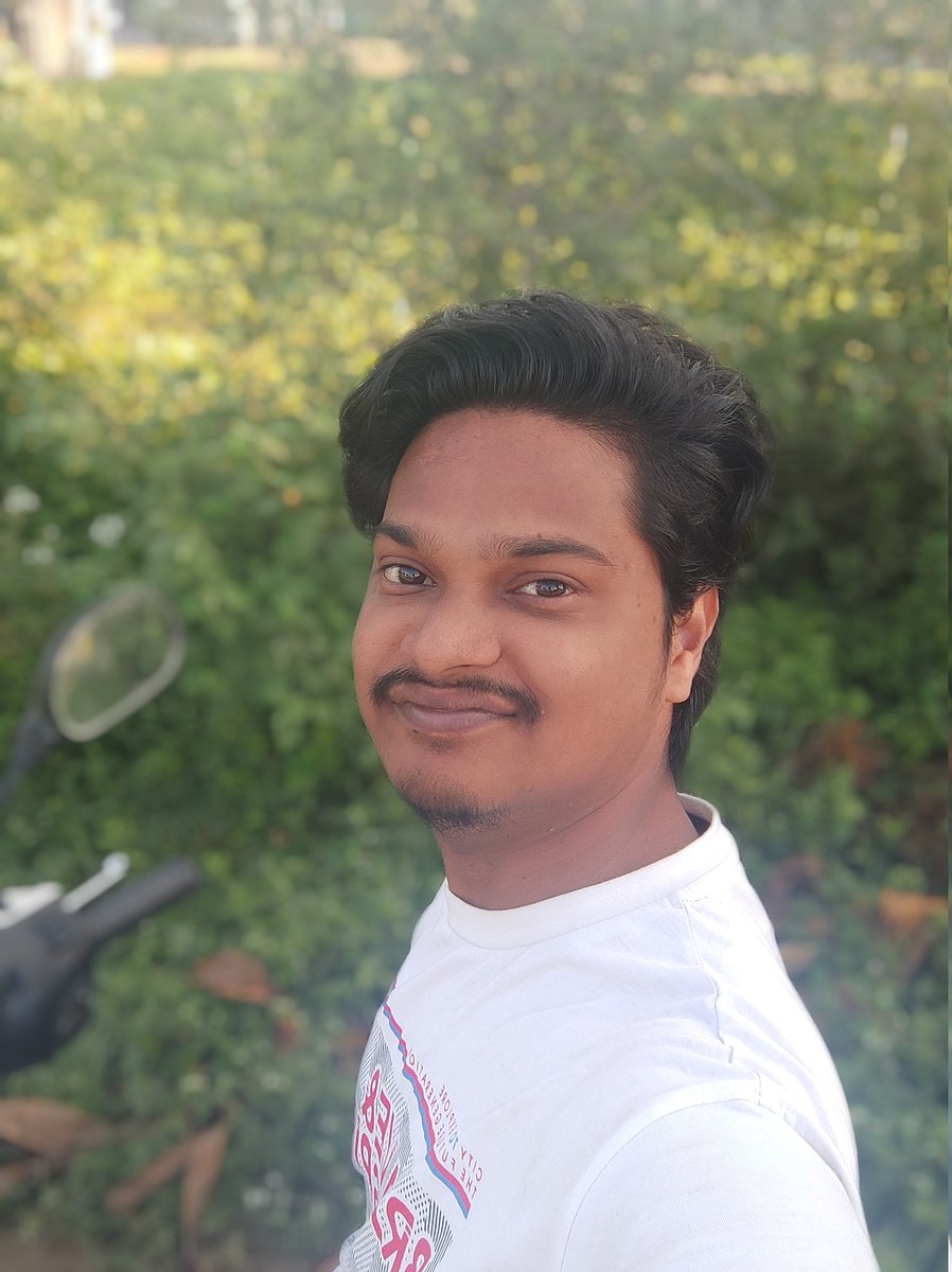 manojmjd's tweet photo. #manojmjd #selfiecam https://t.co/FjUMMQpU9s