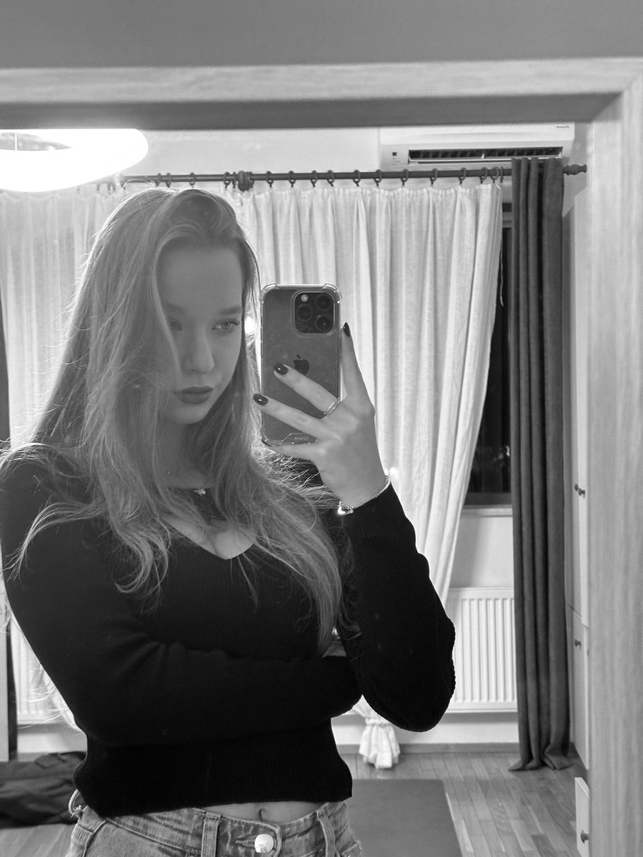 wiiva_'s tweet photo. twitter’s my new instagram https://t.co/lFt5VgKrkO