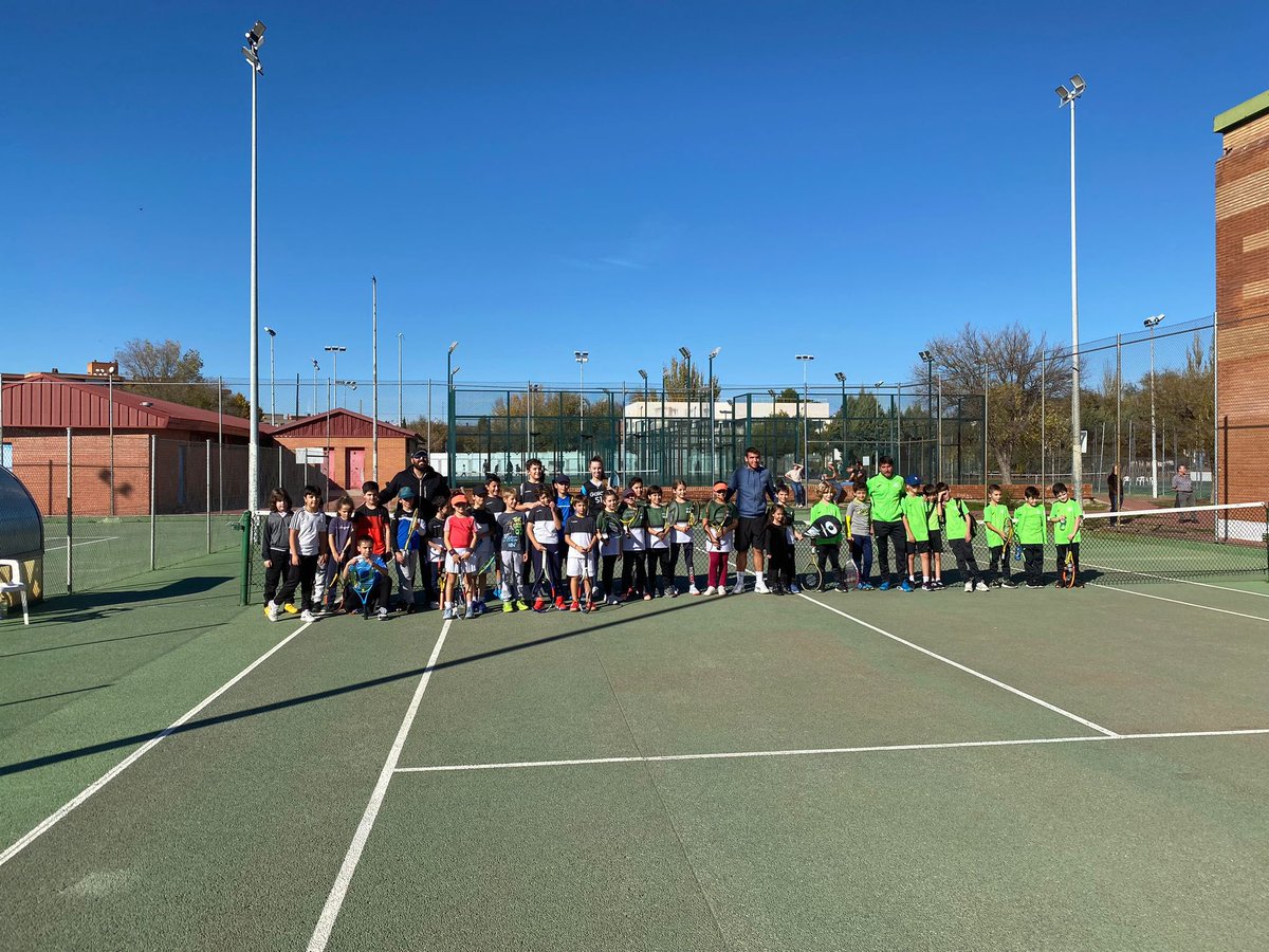 Club Tenis Alborada tweet media