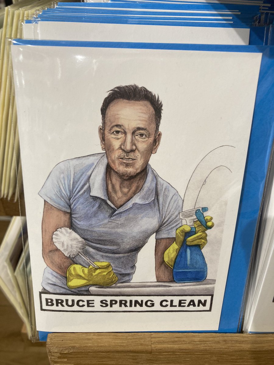 SuntaTempleton's tweet photo. Morning! Good weekend?
Back at it on @XClassicRock for a brand new week #nowplaying @springsteen #TheBoss 😜⚡️⚡️⚡️
@GlobalPlayer https://t.co/tQscLrDpD2