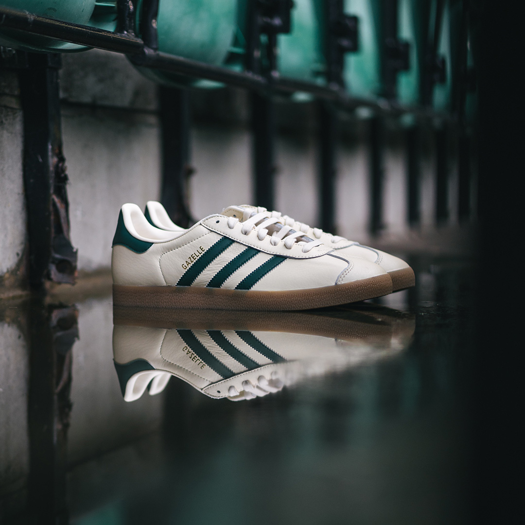 Introducing the first @CelticFC x adidas Originals Gazelle On sale  nowhttps://t.co/TKUWEAwc2Z