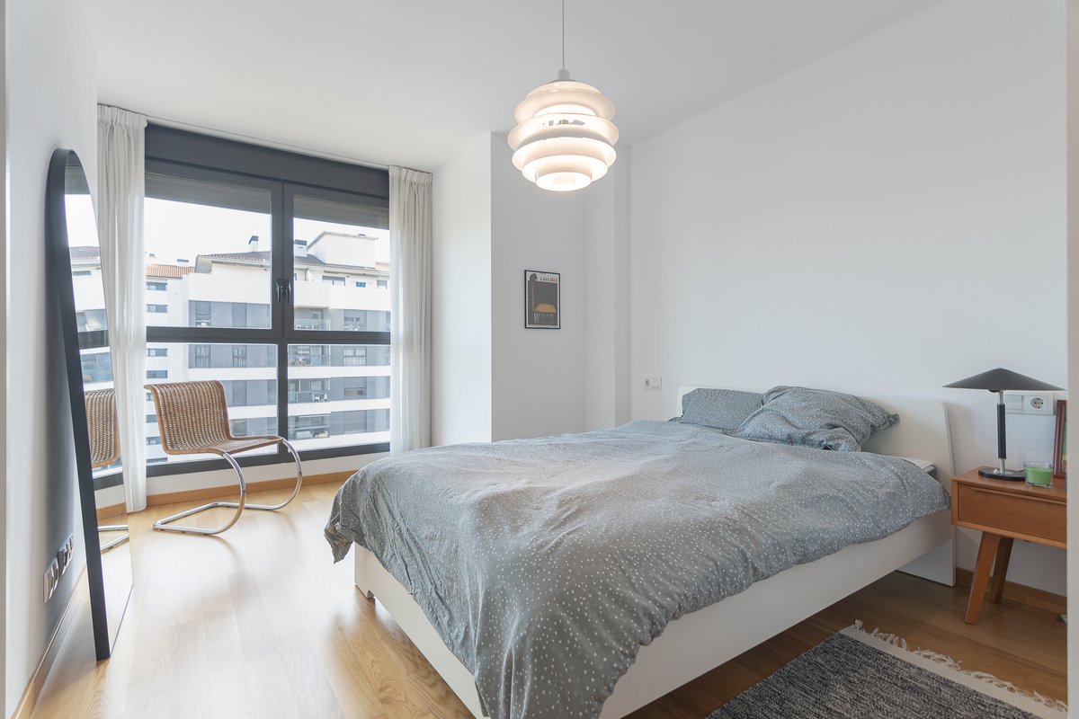 Inmo_DDC's tweet image. ¡Empezamos la semana con un nuevo adelanto!

Este piso VPP ubicado en #SotoDeLezkairu tiene de 2 habitaciones, 2 baños, garaje y trastero para que no eches nada en falta.

Muy pronto estará en portales, pero si quieres saber más te contamos toda la información por DM! 😊📩