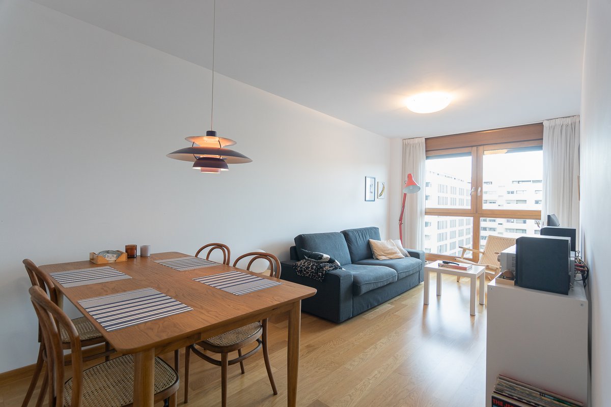 Inmo_DDC's tweet image. ¡Empezamos la semana con un nuevo adelanto!

Este piso VPP ubicado en #SotoDeLezkairu tiene de 2 habitaciones, 2 baños, garaje y trastero para que no eches nada en falta.

Muy pronto estará en portales, pero si quieres saber más te contamos toda la información por DM! 😊📩