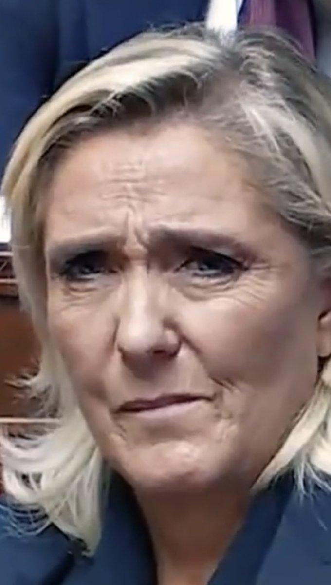 ♦️Elle a soutenu #Trump qui tenté un coup d’état aux Etats-Unis et il finira en prison
Elle a soutenu #Bolsonaro qui a tenté un coup d’état au Brésil et il finira en prison
Elle soutient #Putin qui fait la guerre à un pays ami et souverain, qui soutient le #Hamas l’#Iran et la