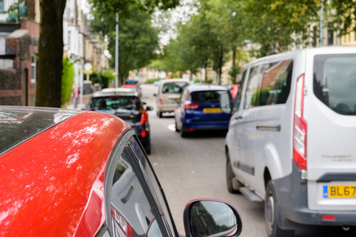 🚵In a new study by @HeriotWattUni and @SustransScot, older people say better pavements and roads, and some #traffic calming measures, would help them get #outdoors more in their neighbourhoods

More here: tinyurl.com/yxc8yeeu 

#HeriotWattUni #healthyageing @CABS_HeriotWatt