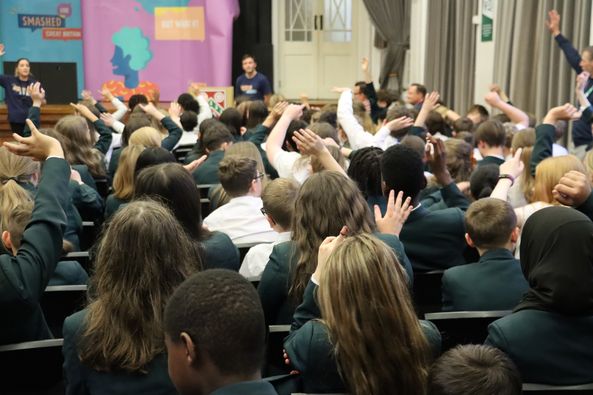 HonleyHighUK's tweet photo. Thank you to @smashedproject & @CollingwoodL
for the fantastic performance of Smashed!
A big thank you to Jason McMartney MP for the Colne Valley for his support!
#Smashedproject #alcoholawareness #learningthroughtheatre https://t.co/yAxk83m67n