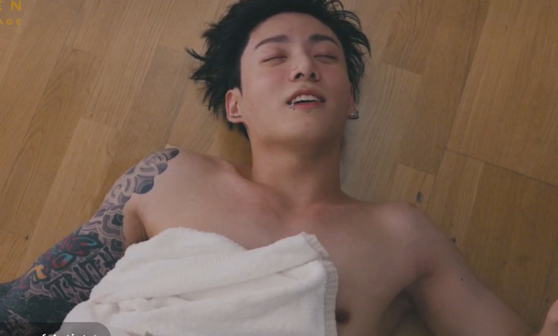 BTSINMYMIND7's tweet photo. อีเหี้ยยมึงง ปีนี้มันอะไรวะเนี่ย https://t.co/X6oearWkJW