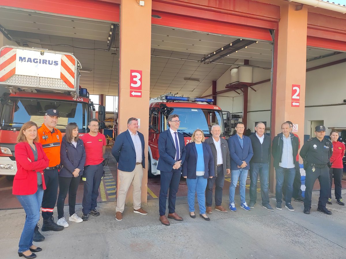 📌<a href="/a_costacosta/">Toni Costa</a> inaugura a Llucmajor la estació del servei de  comunicacions mòbils TETRAIB i del servei de comunicacions per a sensors  intel·ligents IoTIB.
📌Aquesta instal·lació millorarà les  comunicacions dels serveis de seguretat i emergències.
✅tn.caib.es/3nY6NSa65Obq