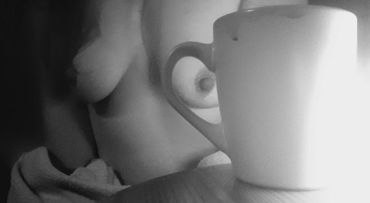 candco5's tweet photo. @juju_nanie @PartageDefiHot @OrgasmicGroup Hummm j’adore tes seins👅👅 https://t.co/INl7Yc7FQm