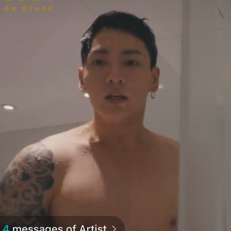 ana⁷៹ tweet media