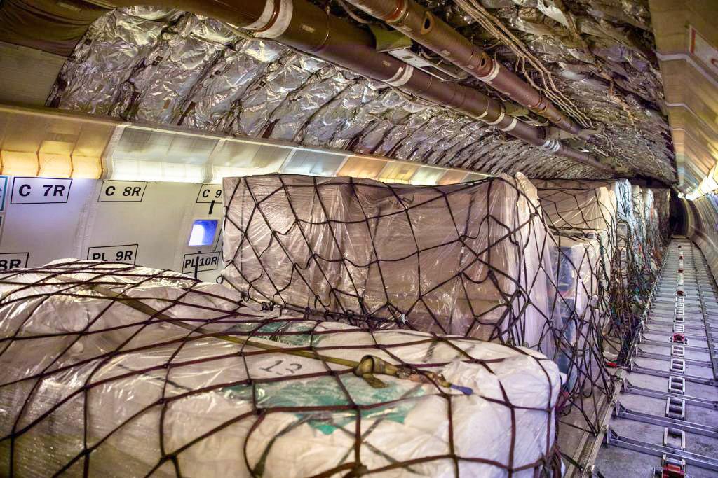 KSRelief_EN's tweet photo. The departure of the 15th Saudi relief plane carrying food and shelter materials with a total weight of 31 tons, to be transported into #Gaza https://t.co/KzzgmXAMdH