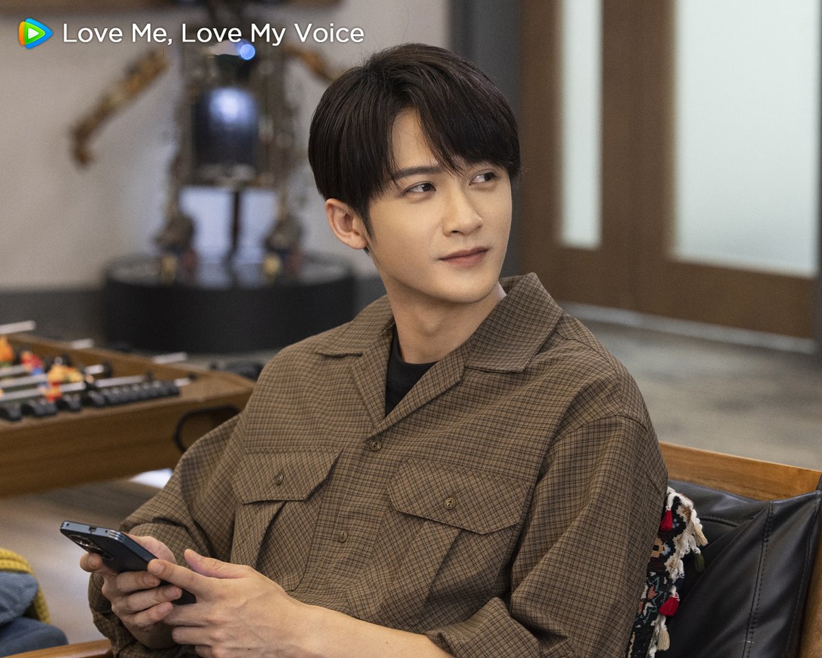 WeTVOfficial's tweet photo. The heartbeat you can't hide will come out of your eyes.💗

#LoveMeLoveMyVoice Premieres November 30 on WeTV!
(Available in ASEAN、HK&amp;MAC&amp;TW)

Starring #TanJianci #ZhouYe

#很想很想你 #檀健次 #周也 #WeTV #WeTVAlwaysMore https://t.co/VdWtt0buhT