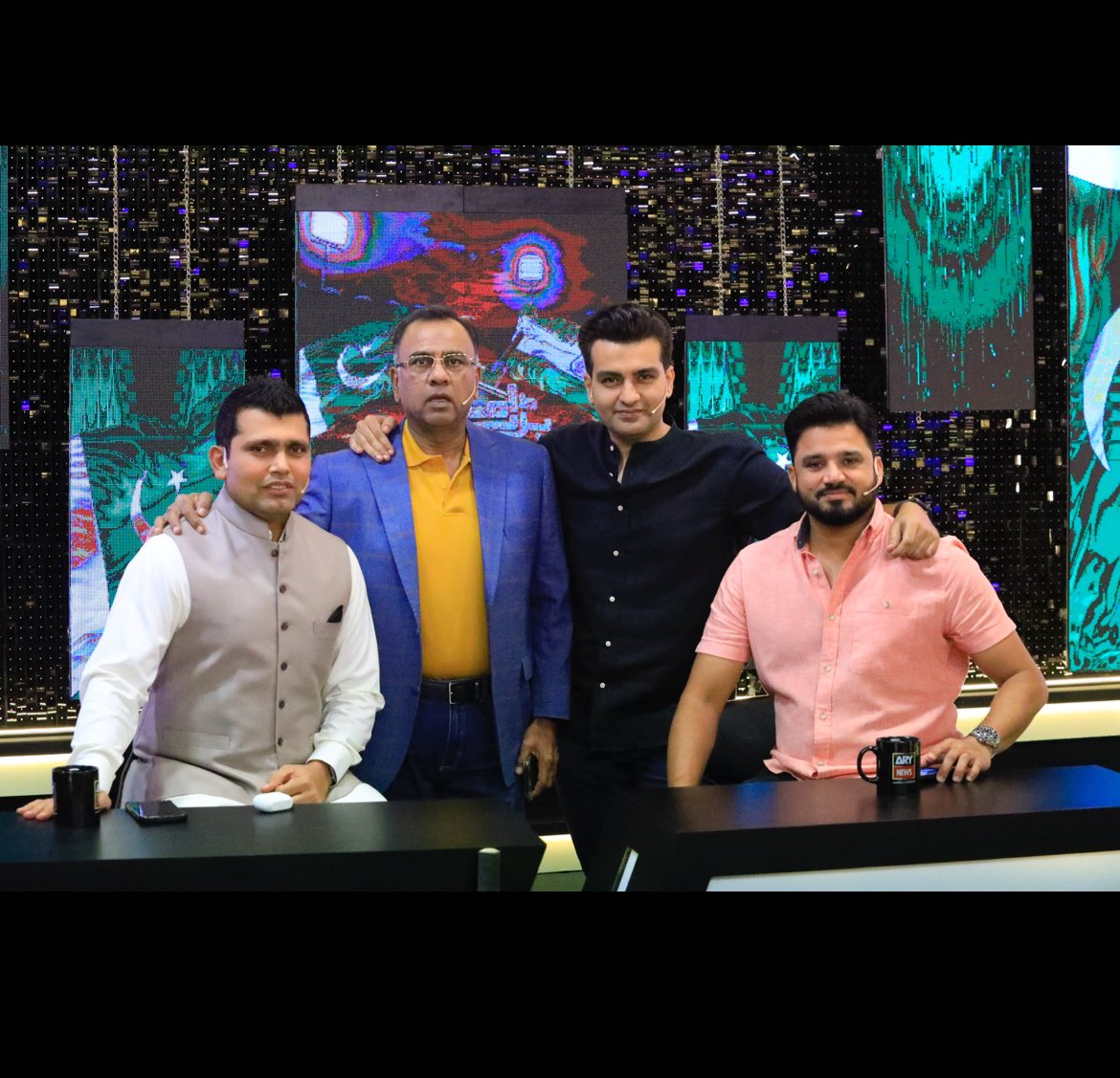 ImNajeebH's tweet photo. Amazing time with this awesome team #CWC2023INDIA
@KamiAkmal23 @AzharAli_ @BasitAOfficial @Shoaib_Jatt @hashmi_shahid @asimmunir3 @WaseemBadami
@Mustafa_Chdry
@khanfawwad
#ARYNews #harlamhapurjosh https://t.co/KtNlpjBzk1
