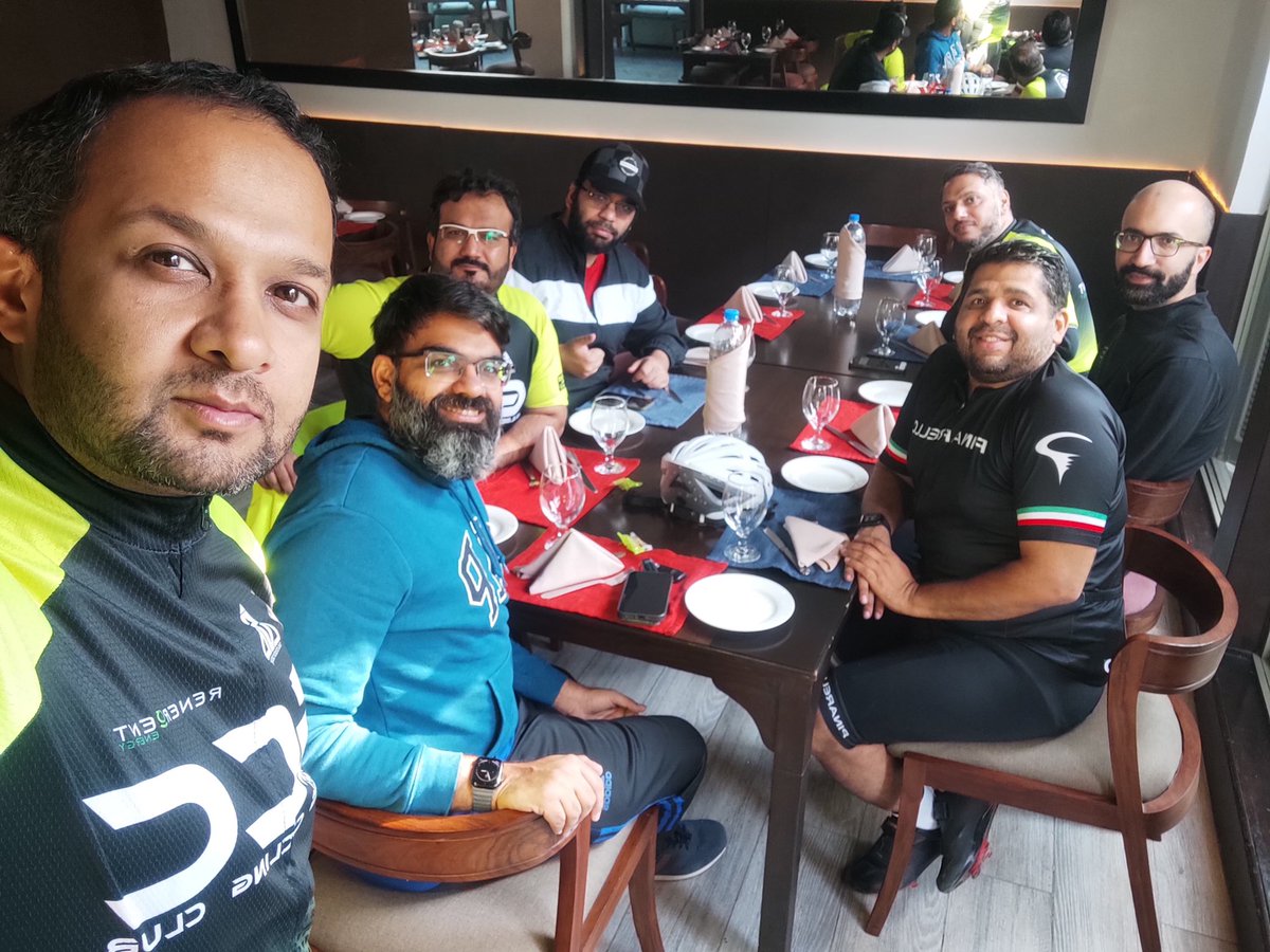 gulbergcycling's tweet photo. An amazing #coffeeloop this Saturday morning! Classical route and vadhiya company! https://t.co/ZNv3dGxKgh