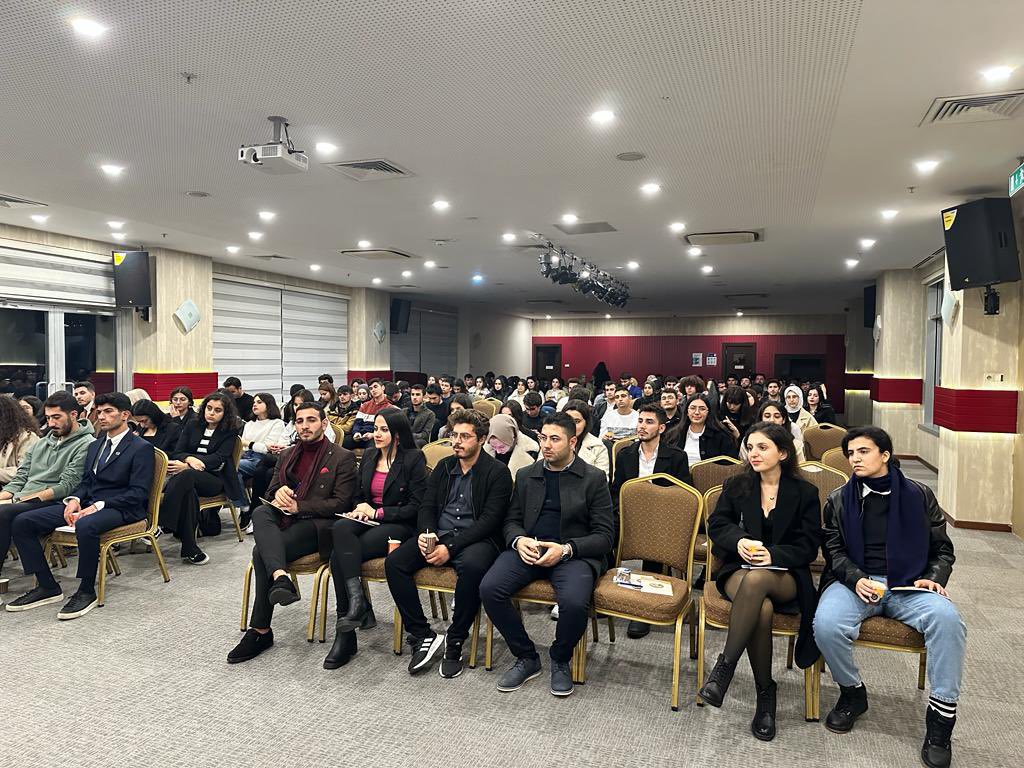 tbbkariyer's tweet photo. Çukurova Üniversitesi Hukuk Fakültesi öğrencileri, Türkiye Barolar Birliği Kariyer ve Mesleki Gelişim Merkezi’ni ziyaret ederek, Merkez Yürütme Kurulu Sözcüsü Av. Serdar Ülkü, Yürütme Kurulu Sekreteri Av. A. Fuat Ağaoğlu ve Yürütme Kurulu Üyesi Av. Sinem Doğan ile görüştü. https://t.co/TxNLAbKwXI