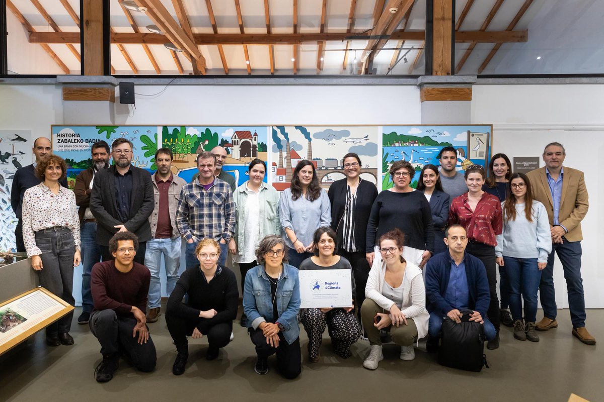 Ihobe_Eus's tweet image. 👥🇪🇺🌡️🍃 The consortium of the European @Regions4Climate project – which seeks to accelerate climate change adaptation in different European regions – has recently met in @Ekoetxea_eus Txingudi to go over the progress of the Basque pilot scheme for the restoration of #Txingudi