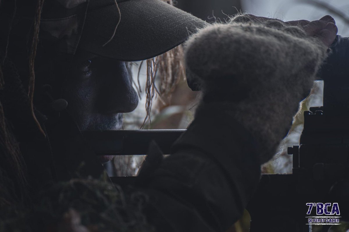 7e_bca's tweet image. #mondaymotivation 👊

Nouvelle semaine en vue, les alpins du 7 sont prêts à être #ALaHauteur de leurs objectifs !

#chasseursalpins #prepaops