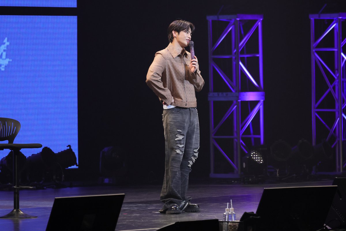 Kkorepo's tweet photo. 「取材レポ」#ソイングク　日本デビュー10周年記念ファンコンサートが盛況裡に終了　「これからも一緒に良い思い出を作っていきましょう！」
https://t.co/iZcly2B97W https://t.co/lODvcFHsw3