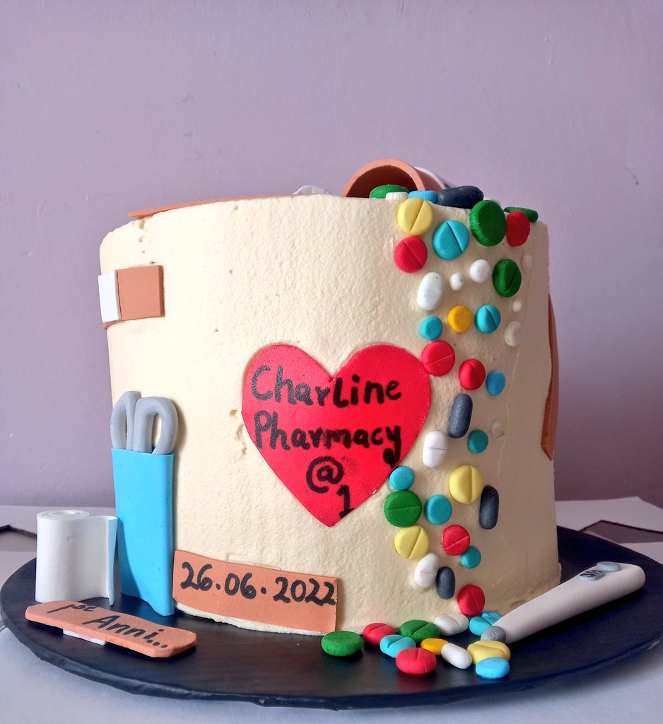 Goldiescakes's tweet photo. Call or text us on 0754348878 to order for any functional cake. https://t.co/d6WYq5nHcy