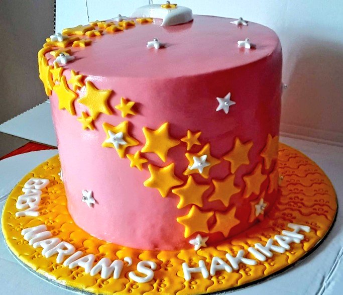Goldiescakes's tweet photo. Call or text us on 0754348878 to order for any functional cake. https://t.co/d6WYq5nHcy