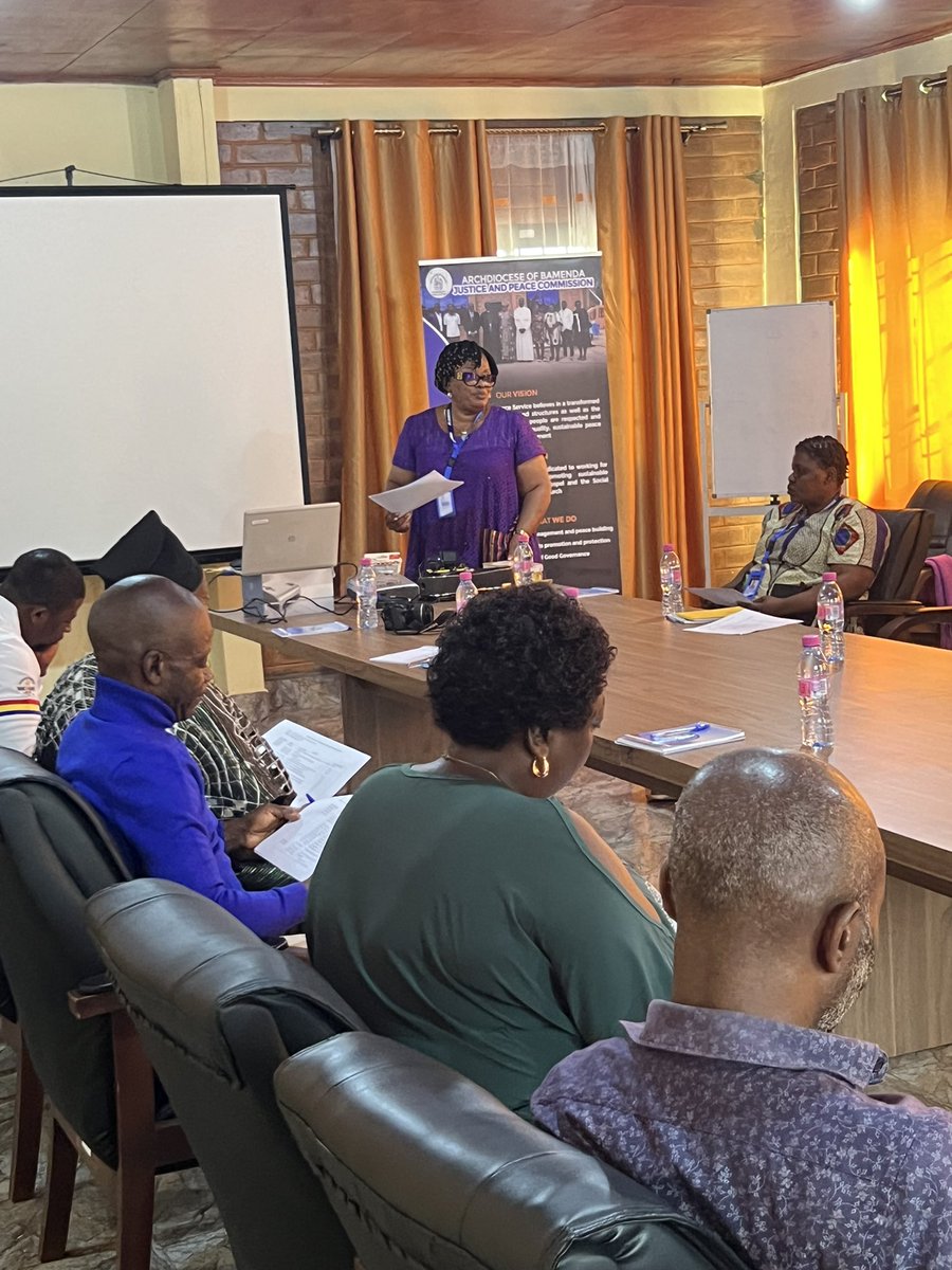 jps_bda's tweet photo. @jps_bda Continues with training on Faith-Based mediation. This session of the training brings together over 22 JPC workers from different parishes across the Archdiocese of Bamenda. @LauraTufon @FajongA @AgborNkonghoF @USEmbYaounde @UKinCameroon @UEauCameroun @MaliMarthaNoel2 https://t.co/DpCCJ7Zv9L