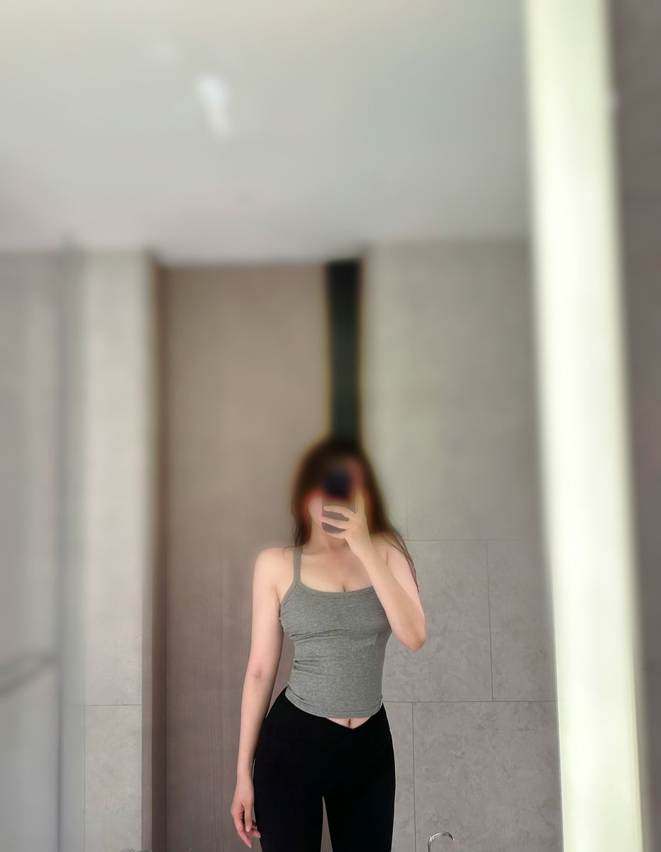 反复的感冒好了，作息规律了，健身激情回来了，身材正稳步向好☺️。这段时间，谢谢大家的关心。 https://t.co/hjN1AjbNbh