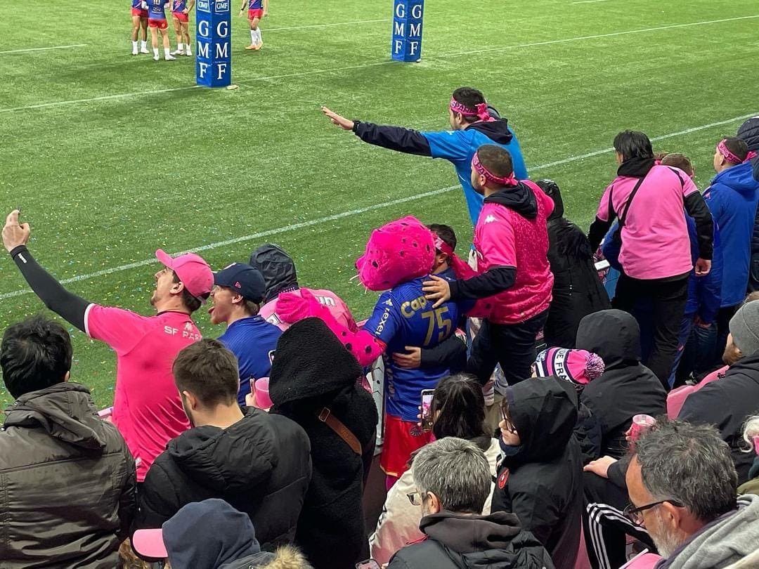 MeilleurBosman's tweet photo. Soudés, toujours. 🔴🔵⚡️

@RuckydeParis @SFParisRugby https://t.co/kYNvD11TxI