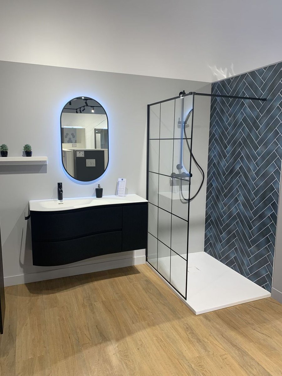 YESSSelectrique's tweet image. 🛁 Découvrez le nouveau showroom Innobains de notre agence YESSS Plomberie (Coutances) !

Notre équipe pilotée par Lionel Mazier vous attend au 5 b Rue Colbert, 50200 Coutances.
#plomberie #yesss #innobains #exposition