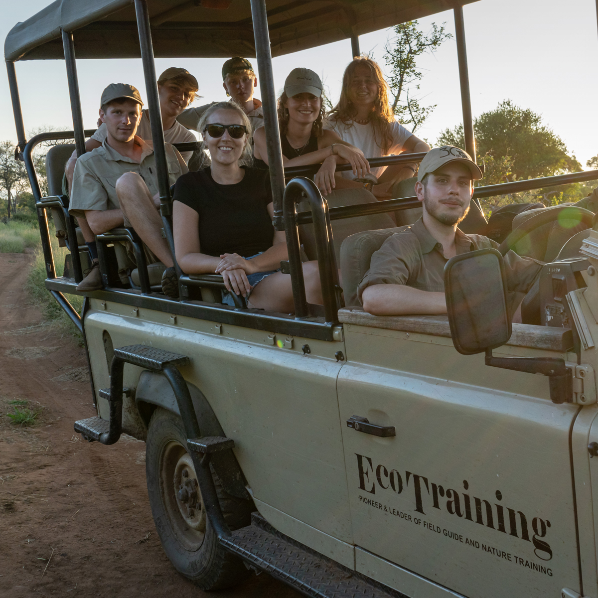 EcoTraining's tweet image. Turn your passion for nature into a career; it’s a life-changing adventure!

Our Professional Field Guide course is #FGASA and CATHSSETA-certified! 

📅 Course date: 3 January – 16 December 2024

E-mail enquiries@ecotraining.co.za or visit: 
👉ow.ly/JU5650PUsGM👈