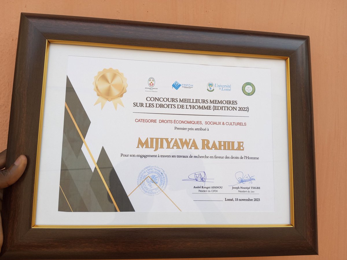 Rahile MIJIYAWA (@rahilemijiyawa) on Twitter photo Mon mémoire de master portant sur "le contrat de consommation en droit togolais" a reçu le prix du concours meilleur mémoire dans la catégorie des droits économiques et sociaux culturels.☺️
#MIJR
#Gratitude Mon mémoire de master portant sur "le contrat de consommation en droit togolais" a reçu le prix du concours meilleur mémoire dans la catégorie des droits économiques et sociaux culturels.☺️
#MIJR
#Gratitude