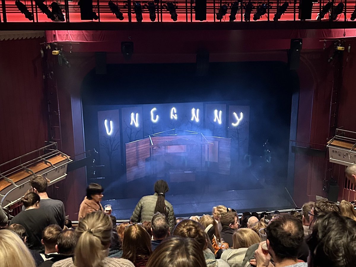 Katie Eves tweet media