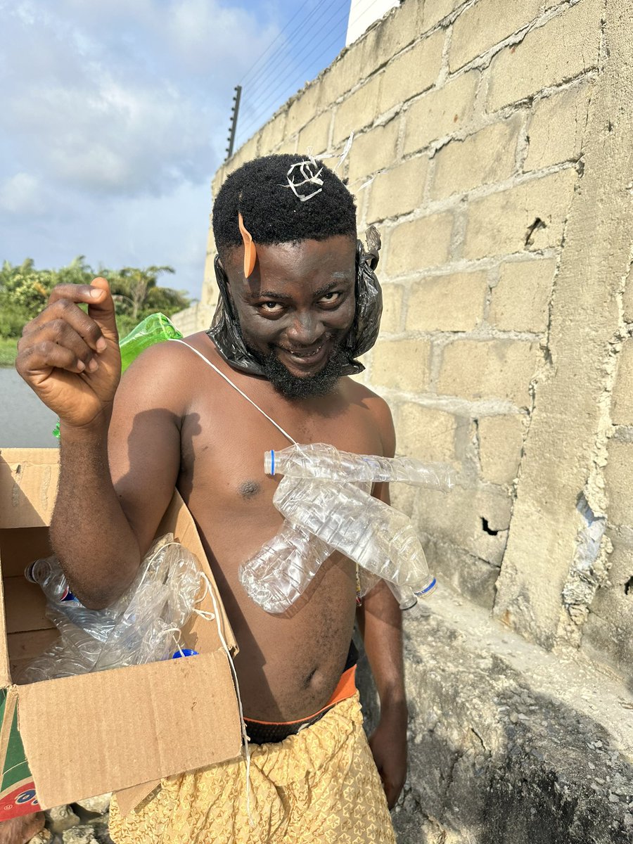 Monday Motivation: Table no Dey turn again, na you go use crase change sit 🧏🏽‍♂️

Happy New Week ✌🏽🤍
Cc: callmewyzee 😂