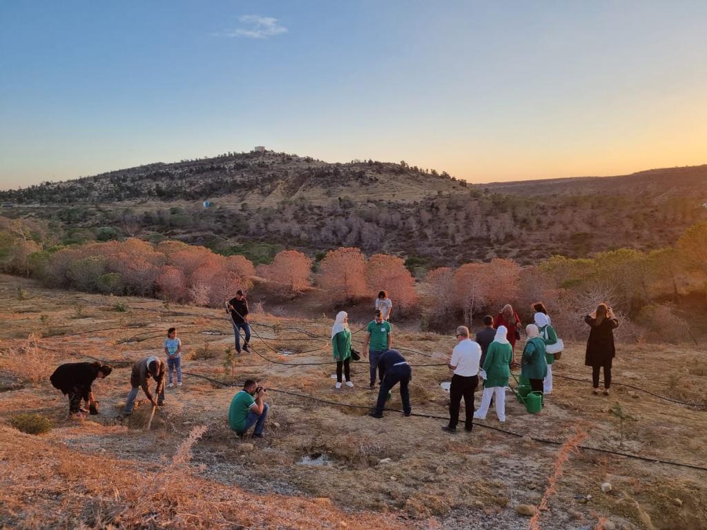 UNDPinTunisia's tweet photo. At Zamou Forest in 🇹🇳 on the occasion of #NationalTreeDay🌳 Kudos to local efforts led by women and youth for planting over 20,000 trees in the region.
#UnitedagainstClimateChange🌏
#ForPeopleForPlanet🌱 https://t.co/5JQThj9s9O