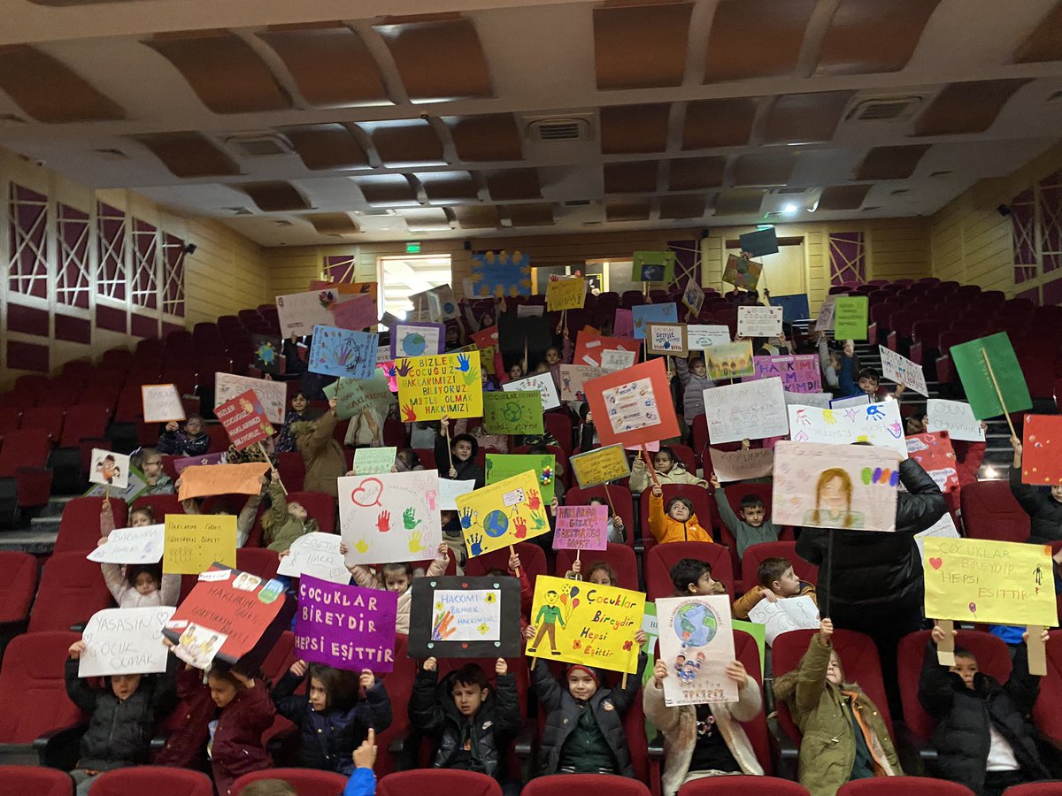 “Biz Çocuğuz ve Haklarımızı Biliyoruz” 
       ✨YAŞASIN ÇOCUK OLMAK✨
#çocukhakları #cocukhakları <a href="/DogaOkullari/">Doğa Koleji</a> <a href="/Cigdem_Kir/">Çiğdem Kır</a>