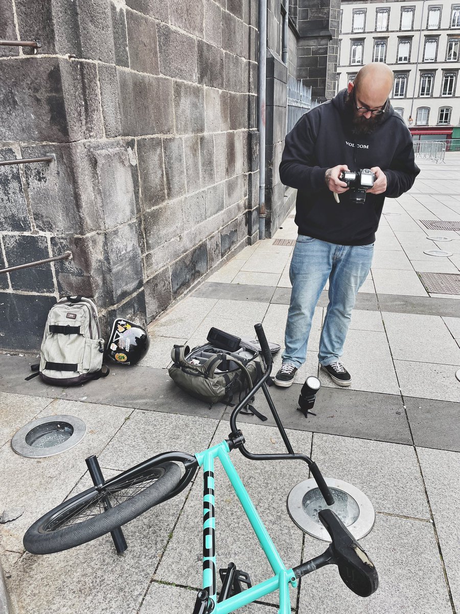 jeanbulhon's tweet photo. Shooting on prep 👌🏼 #bmxshow #bmx #clermontferrand https://t.co/pqamEf9bjE