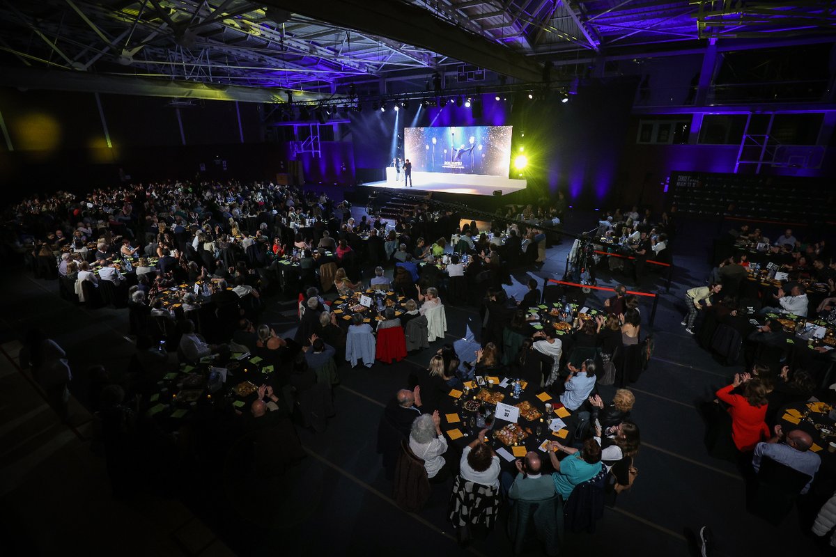 ✨ Ha arribat el dia!

Aquest vespre es coneixeran els guardonats i guardonades de la XXIX edició dels #PremisButaca 🤩

🎭 Esteu preparats i preparades per gaudir de la festa del teatre català?

Recorda que pots seguir la gala en directe a <a href="/laxarxames/">La Xarxa+</a> a partir de les 20.30 h 😉