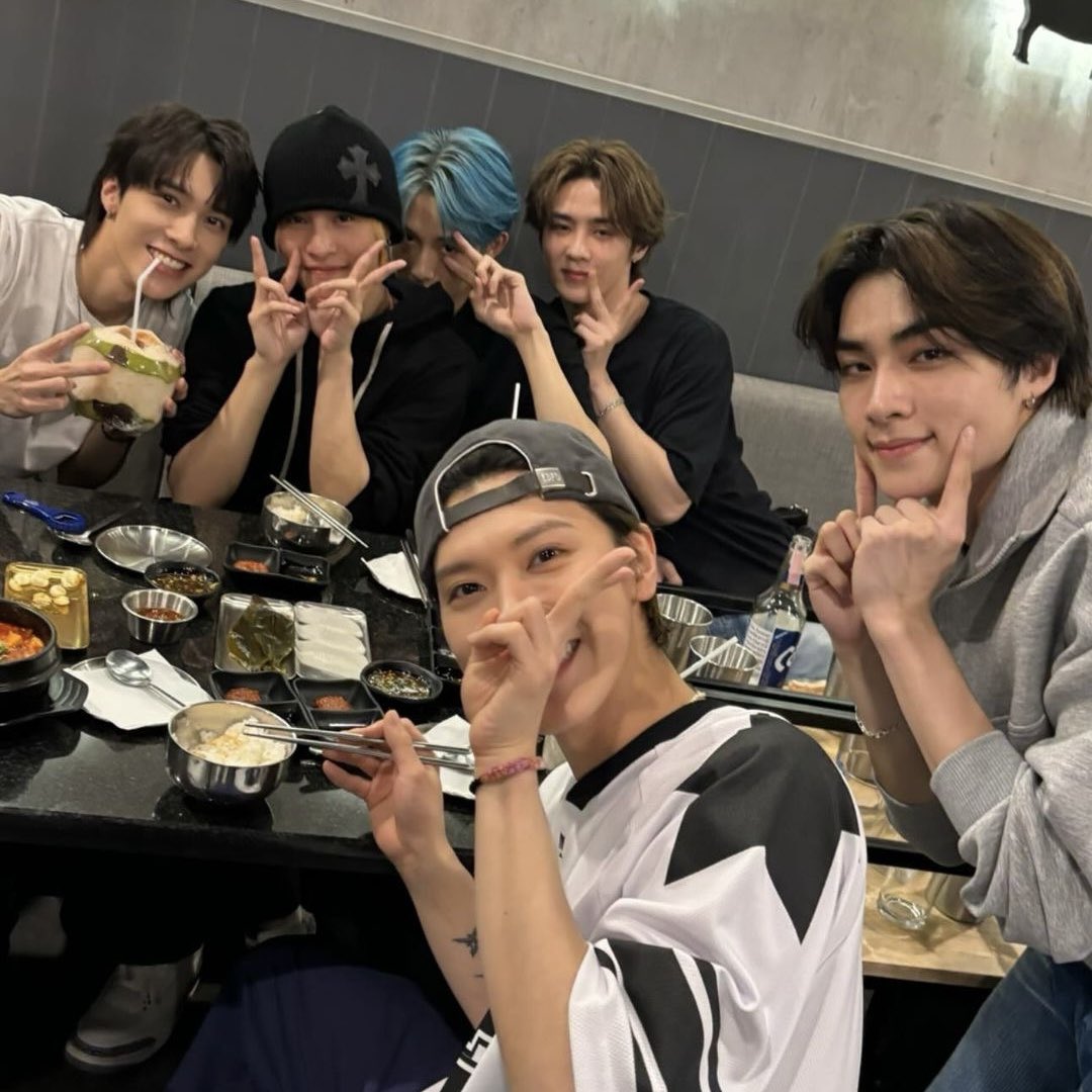 yunosmommy's tweet image. หมูทองมันอร่อยมั้ยพิเตนล์ หนูกินหมูกระทะอยู่บ้าน