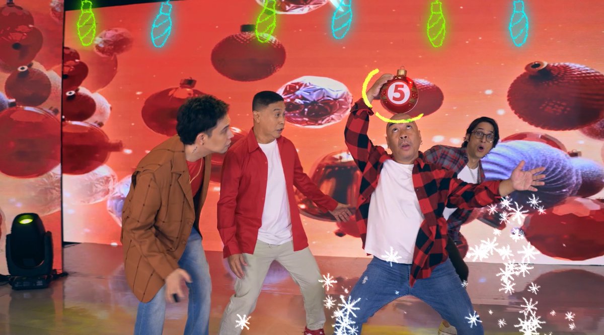TV5manila's tweet photo. #FeelNaFeelAngPaskongKapatid dahil todo ang kulitan at harutan kasama ang #LegitDabarkads!

#FeelNaFeelAngPaskongKapatid
Watch the full music video, here: https://t.co/KbDV2zXIMm 
#TV5StationID
#KapatidStationID https://t.co/c2ItMj5LbS