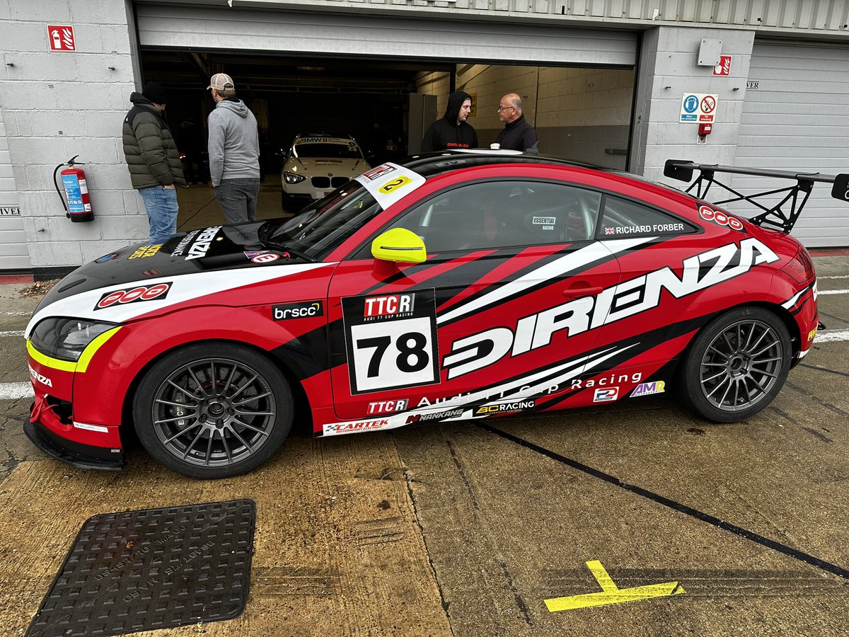 ChrisMohanRacin's tweet photo. Had a great day at @SilverstoneUK for the @BrsccHQ Driven by Racing event.
Caught up with @Challengevw guys as well as @FinsportUK.Had hot laps in one of their gen4 clio cup cars. Also tested a couple of new options for 2024. @BenSharpeRacin Civic Cup,  @audiTTCup.
@IntuitiveISN https://t.co/LsGwXg2d6g
