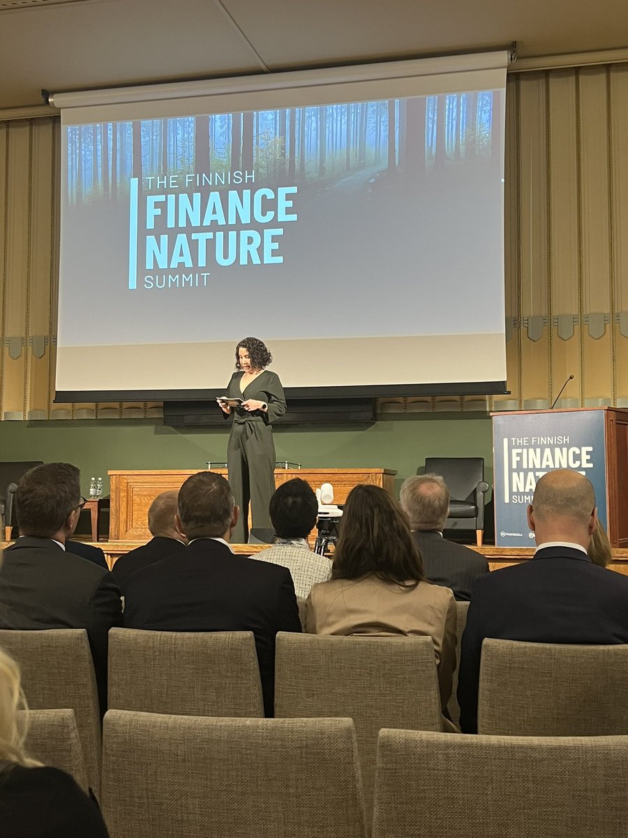 Julia Thurén (@juliathuren) on Twitter photo Tänään Pörssitalossa isot voimat liikkeellä, kun finanssialan ihmiset ovat kokoontuneet keskustelemaan luontokadosta. Tällainen luo toivoa.
 #FinanceNatureSummit <a href="/EmmaKari/">Emma Kari</a> <a href="/Elinkeinoelama/">EK</a> <a href="/finanssiala/">Finanssiala</a> <a href="/SitraFund/">Sitra</a> Tänään Pörssitalossa isot voimat liikkeellä, kun finanssialan ihmiset ovat kokoontuneet keskustelemaan luontokadosta. Tällainen luo toivoa.
 #FinanceNatureSummit <a href="/EmmaKari/">Emma Kari</a> <a href="/Elinkeinoelama/">EK</a> <a href="/finanssiala/">Finanssiala</a> <a href="/SitraFund/">Sitra</a>