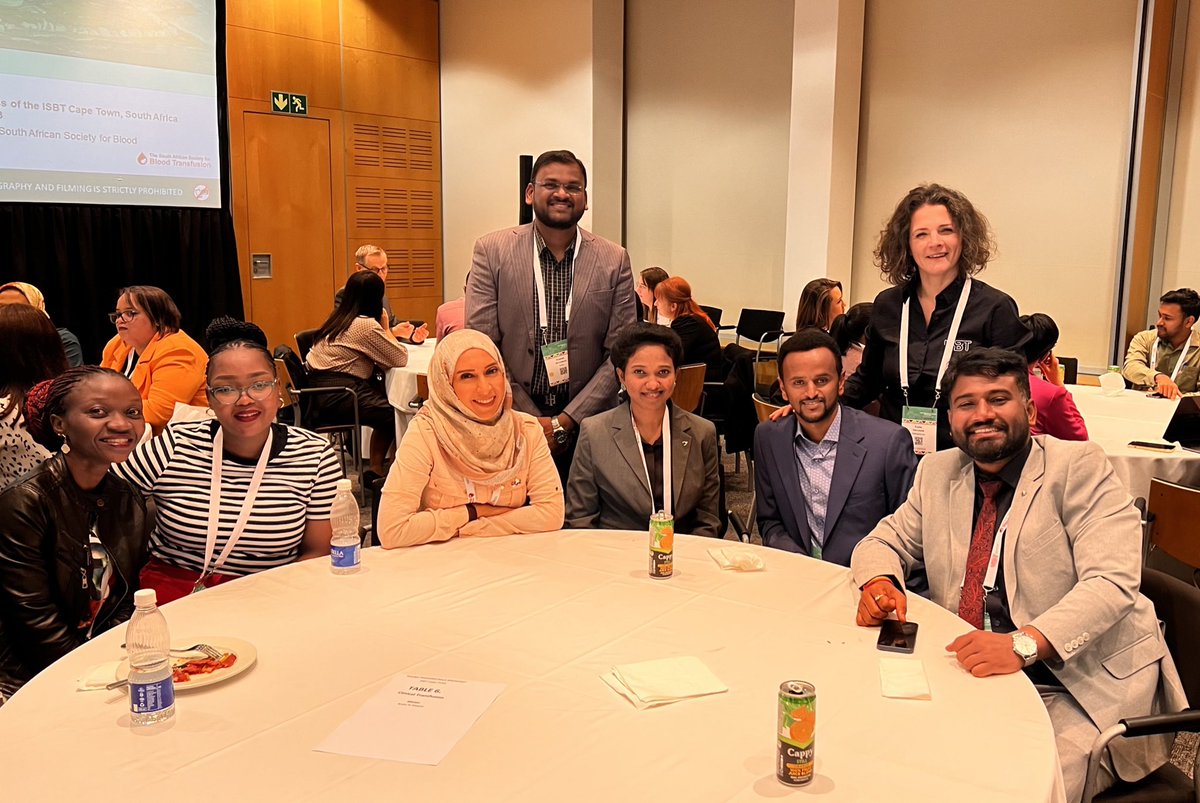 What a beautiful start of my morning on the #ISBTClinical transfusion table at the young professionals breakfast! #ISBTCapeTown