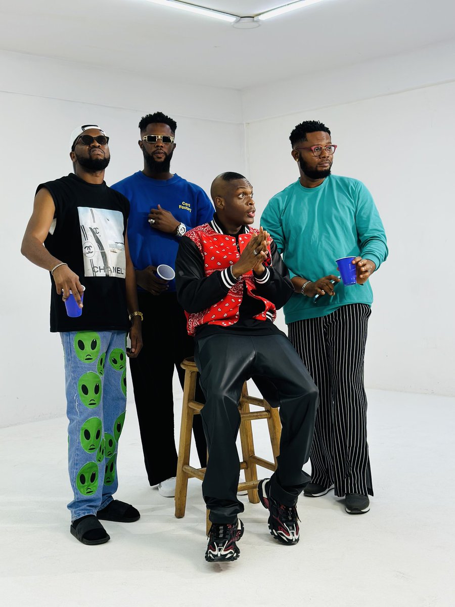 bugosnr's tweet photo. Laughing at shackles they put on us
Like how did they think this could actually hold us
They didn’t tell you about the boys from the East!
BKAY is coming!
#bkay #onelastbmix #endofbmix https://t.co/GpfZpn50fp